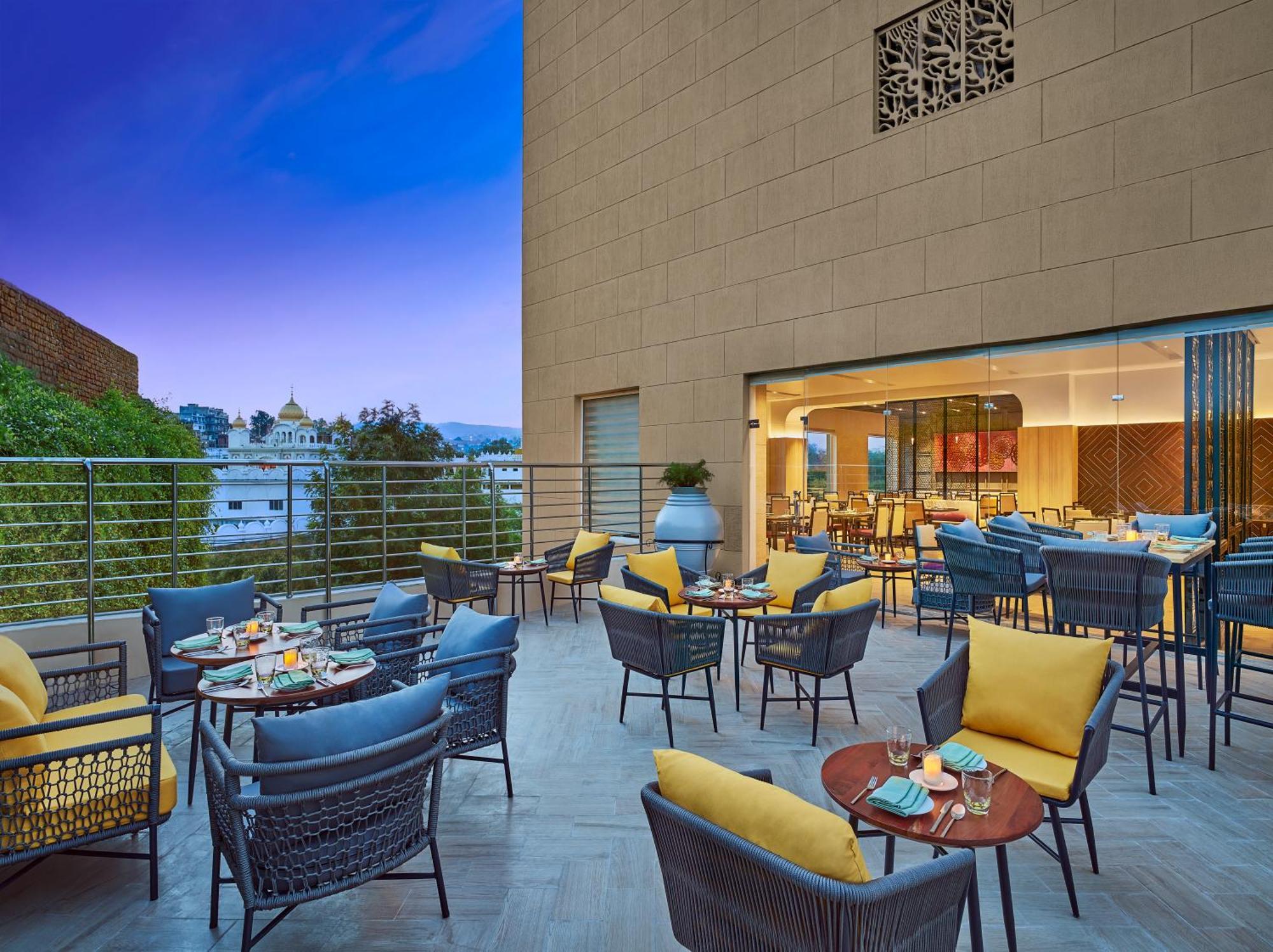 Vivanta Jammu City Centre Eksteriør billede