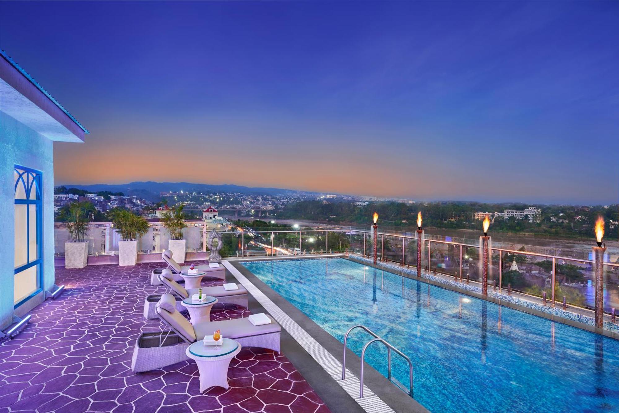 Vivanta Jammu City Centre Eksteriør billede